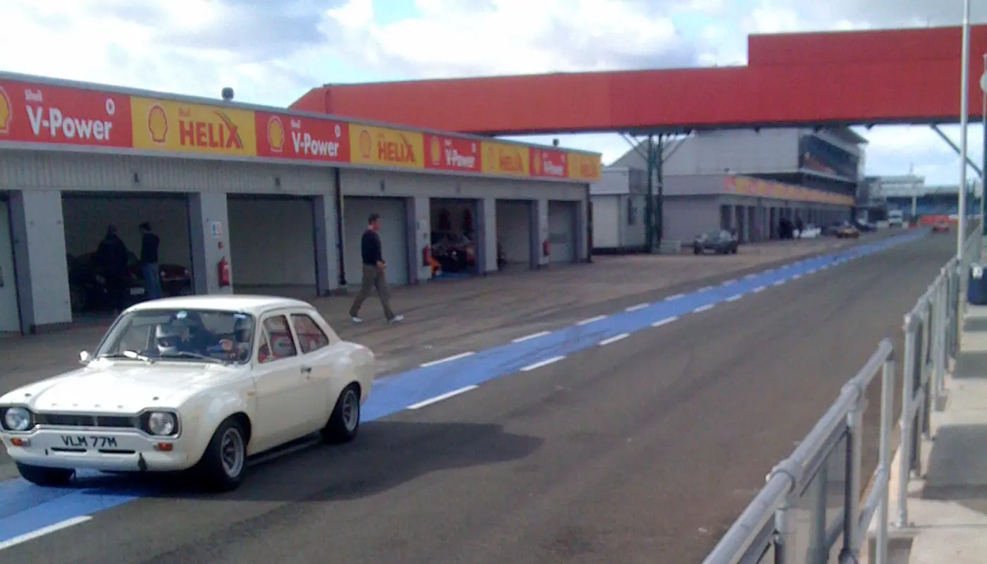 Sliverstone Pit lane and garages   geograph.org.uk   2901203